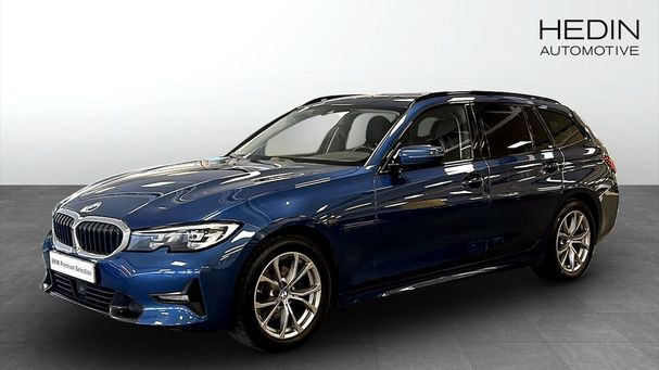 BMW 320d Touring xDrive 140 kW image number 1