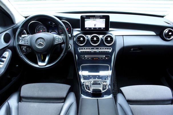 Mercedes-Benz C 180 115 kW image number 4