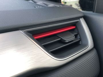 Car image 31