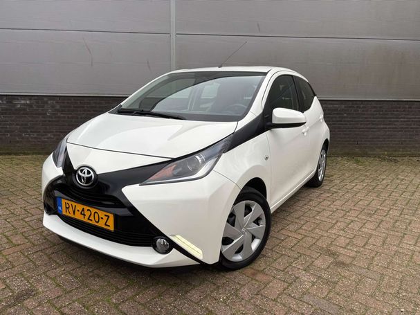 Toyota Aygo 51 kW image number 1