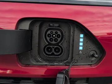 Car image 30