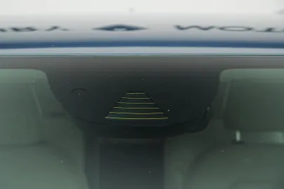 Car image 37
