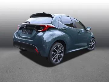 Car image 2