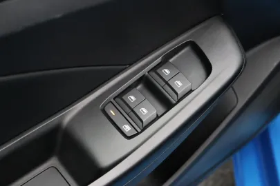 Car image 45