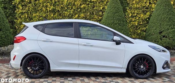 Ford Fiesta 1.5 EcoBoost S&S ST 147 kW image number 32