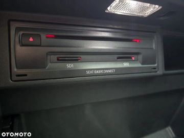 Car image 37