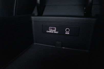 Car image 31