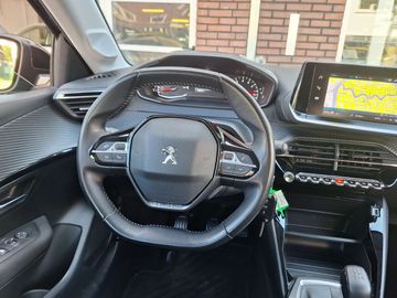 Car image 26