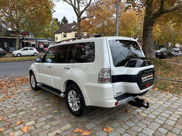 Mitsubishi Pajero 3.2 140 kW image number 3