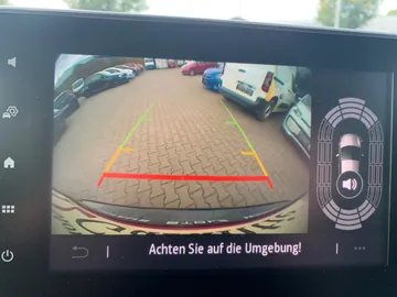 Car image 25