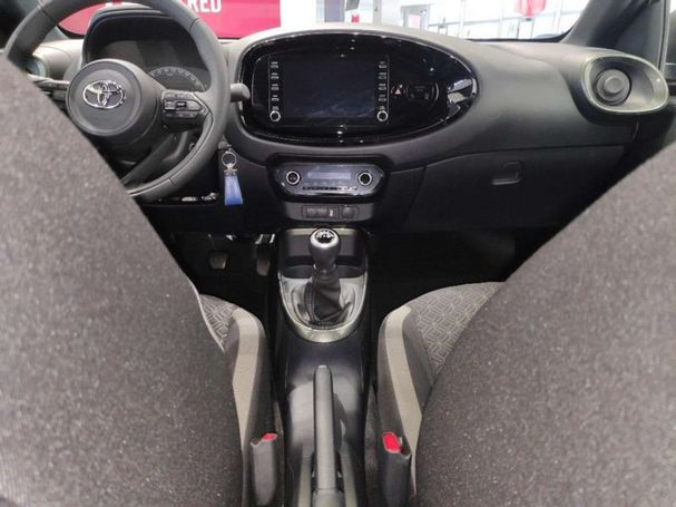 Toyota Aygo X 1.0 VVT-i 53 kW image number 25