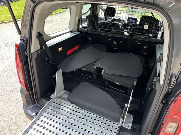 Toyota Proace City 81 kW image number 16