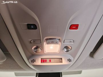 Car image 27