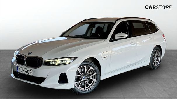 BMW 330e Touring xDrive 216 kW image number 1