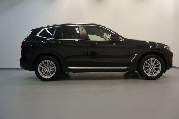 BMW X3 xDrive 140 kW image number 2