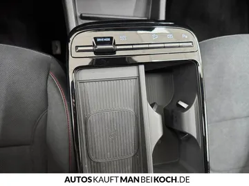 Car image 34