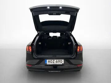 Car image 38