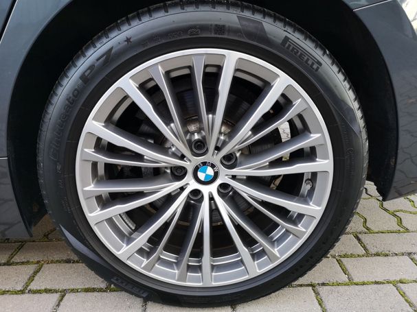 BMW 330i xDrive Luxury Line 190 kW image number 23