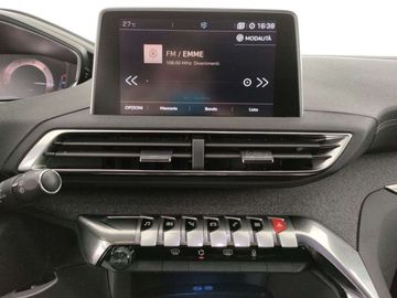 Car image 37