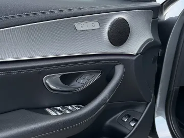 Car image 41