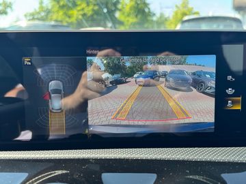 Car image 28