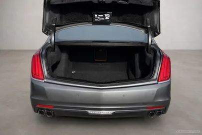 Car image 30