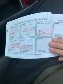Car image 37