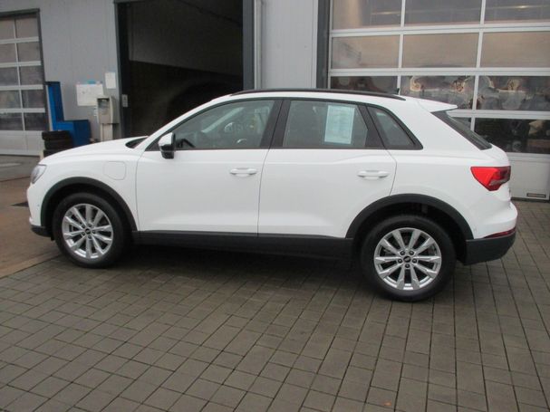 Audi Q3 45 TFSIe 180 kW image number 5