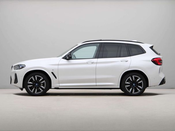 BMW iX3 80 kWh 210 kW image number 12