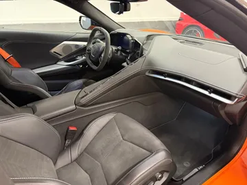 Car image 27