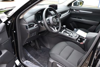 Car image 12