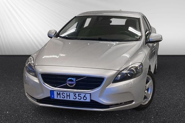 Volvo V40 D2 Momentum 85 kW image number 1