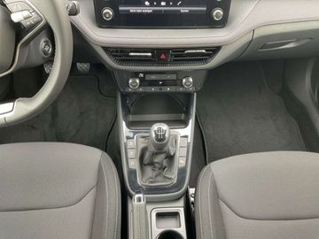 Car image 12