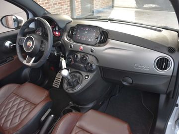 Car image 13