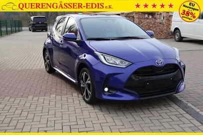 Car image 2