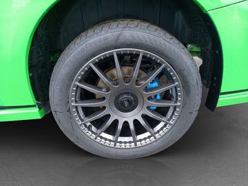 Car image 27
