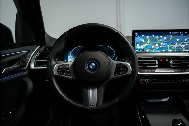 BMW iX3 M Sport 210 kW image number 13