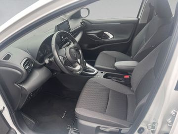 Car image 10