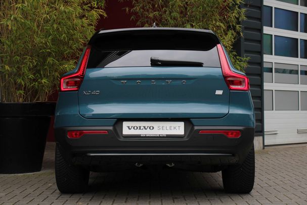 Volvo XC40 Recharge Core 175 kW image number 9