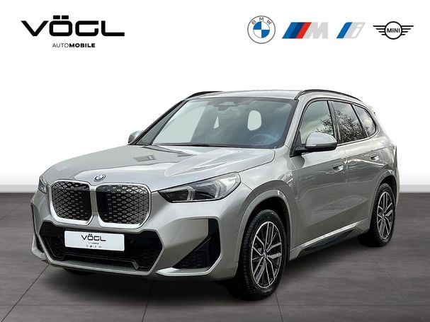 BMW iX1 eDrive20 M Sport 150 kW image number 1