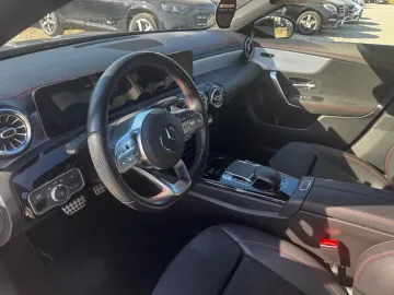 Car image 40