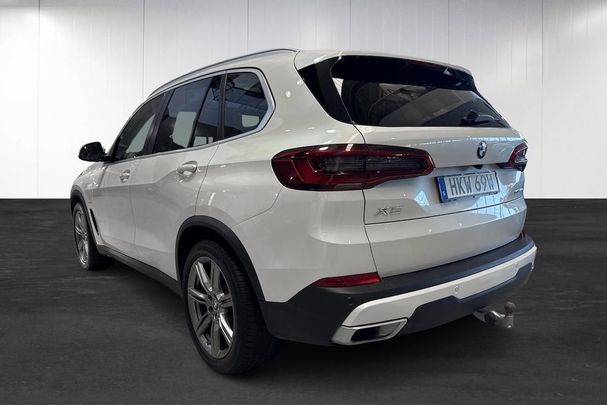 BMW X5 45e xDrive 290 kW image number 4