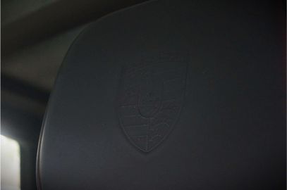 Car image 39