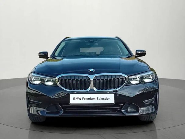 BMW 320i Touring 135 kW image number 6