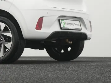 Car image 47