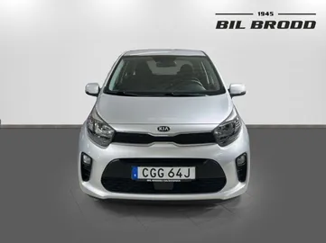 Car image 4