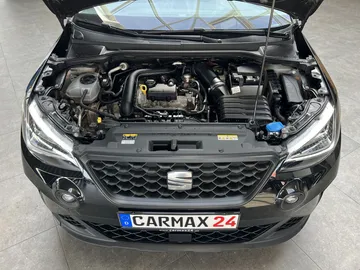 Car image 30