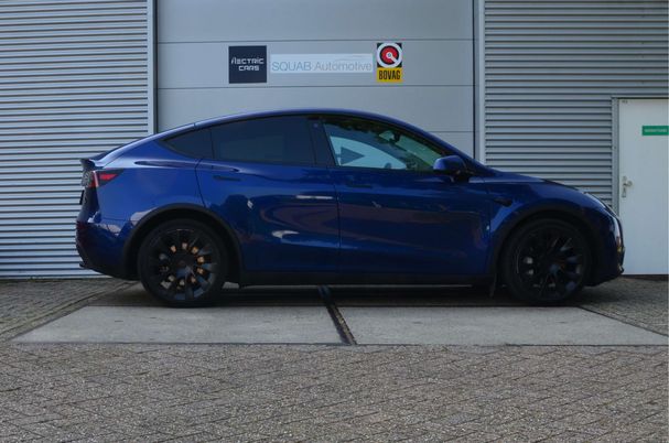 Tesla Model Y Long Range AWD 258 kW image number 6