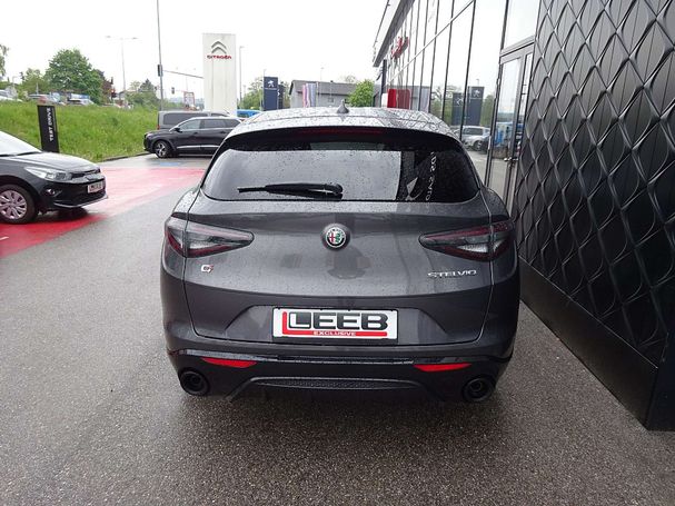 Alfa Romeo Stelvio 2.2 16V AT8 Q4 154 kW image number 16