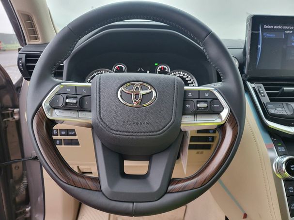 Toyota Land Cruiser 305 kW image number 18